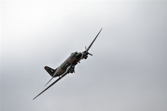 Chris Day | Douglas C-47 Dakota
