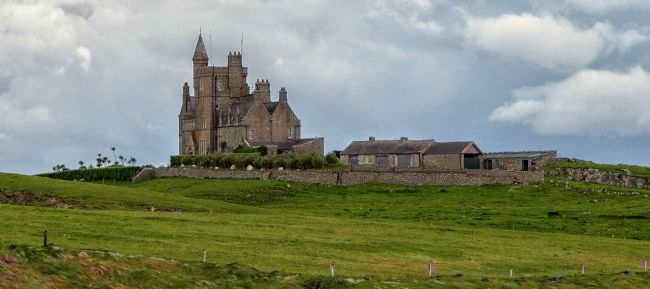 Pauline  Tims | Classiebawn Catle, County Sligo Ireland