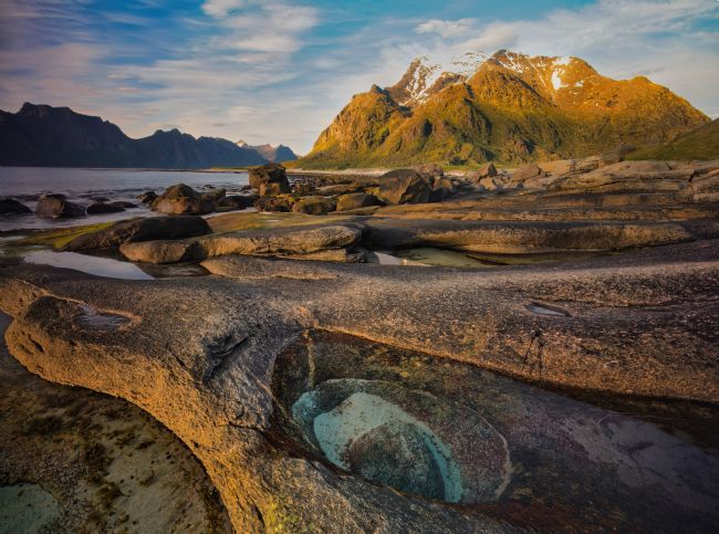 Janet Carmichael | The Dragons Eye of Uttakliev Beach
