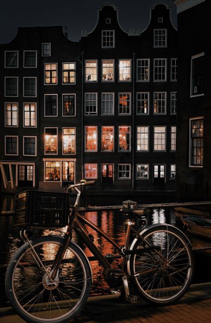 Janet Carmichael | Amsterdam at Night