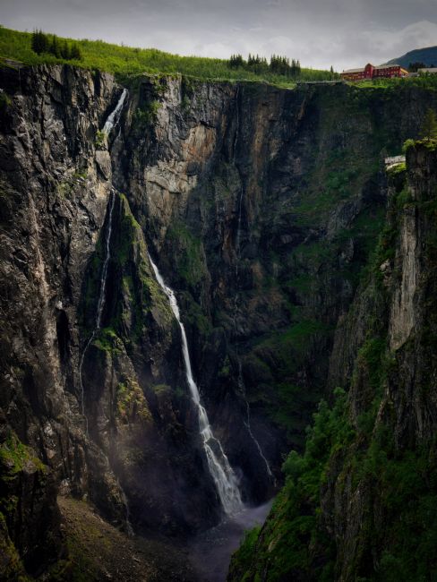 Janet Carmichael | Vøringsfossen Norway
