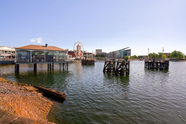 Gordon Maclaren | Cardiff Bay, South Wales